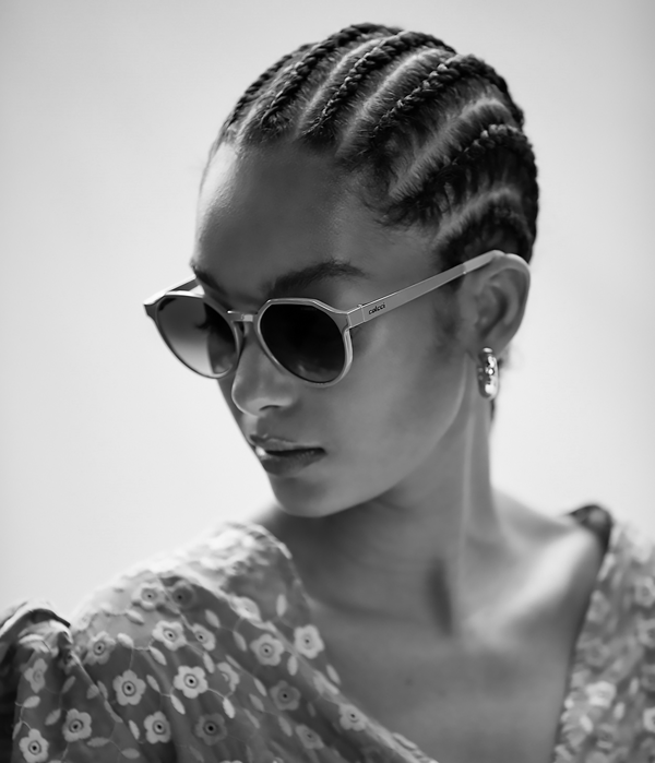 Noa — look real (oculos noa)