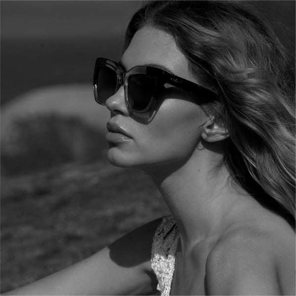 Vicky — look real (1)